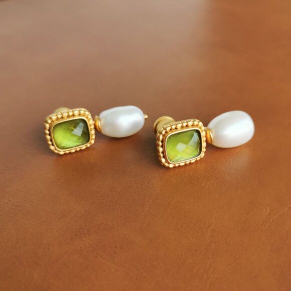 Julie Vos Marbella Gold Pearl Drop Earrings Trendy - Picture 4 of 4